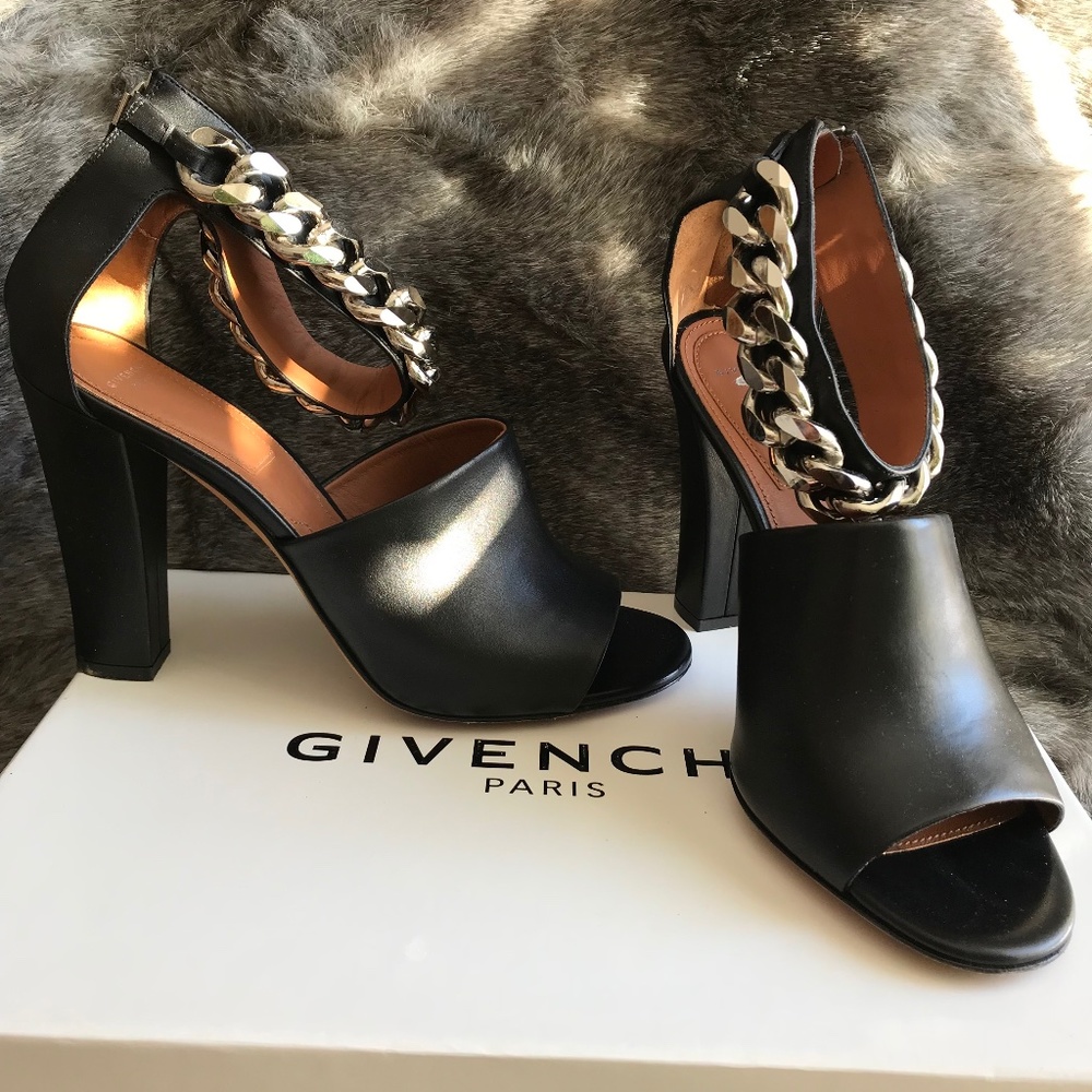 Givenchy chain sandals